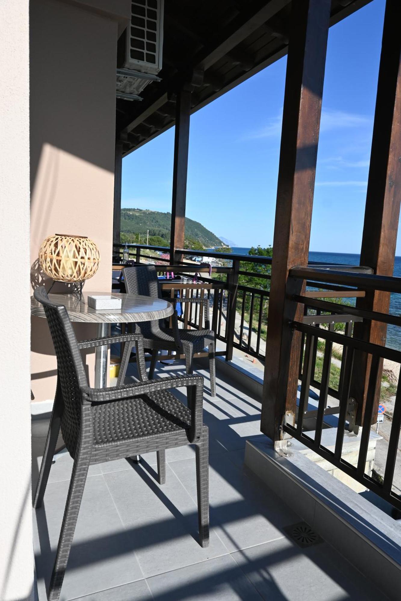 Maria Rooms To Let 오라누폴리 외부 사진