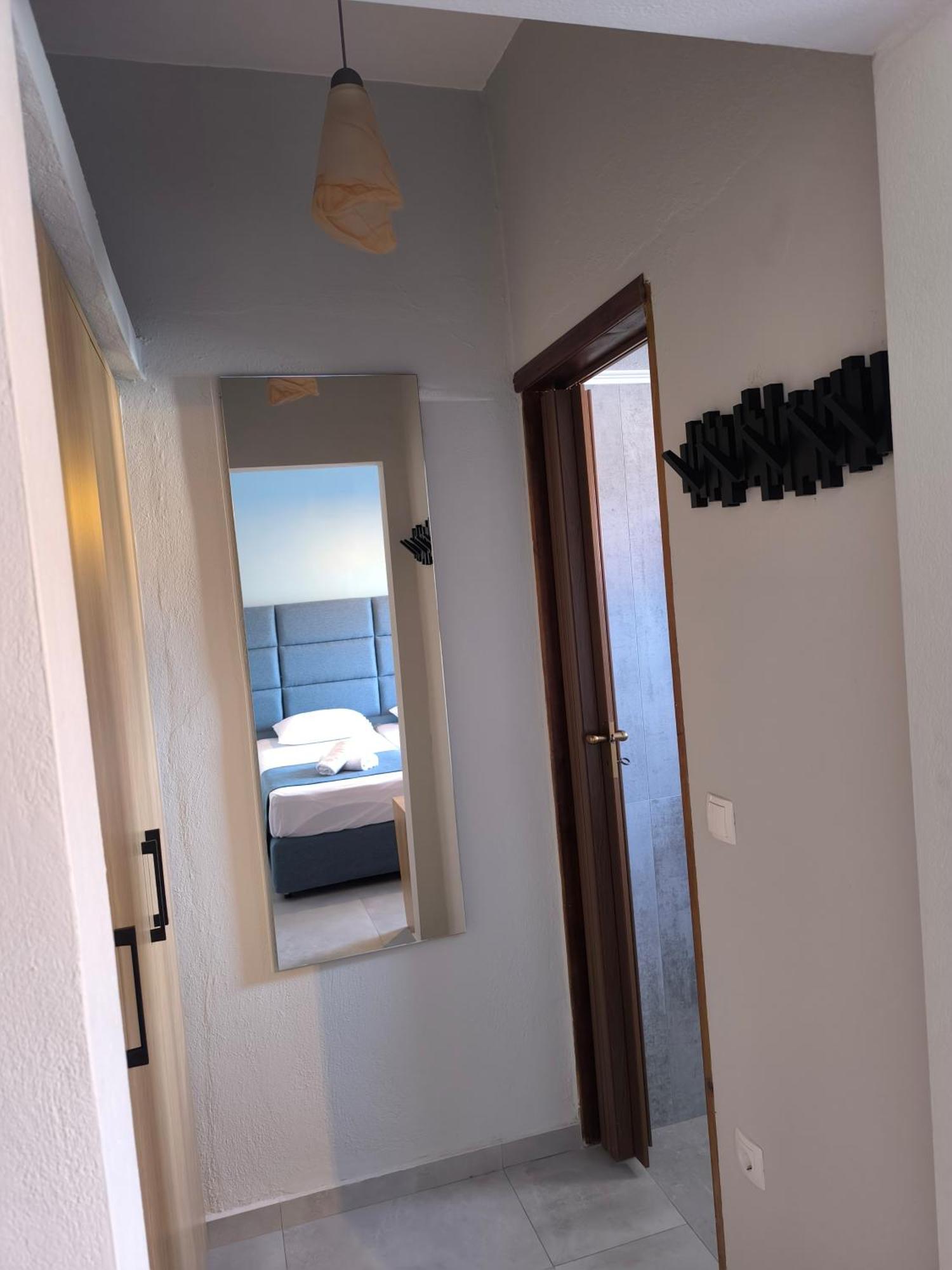 Maria Rooms To Let 오라누폴리 외부 사진