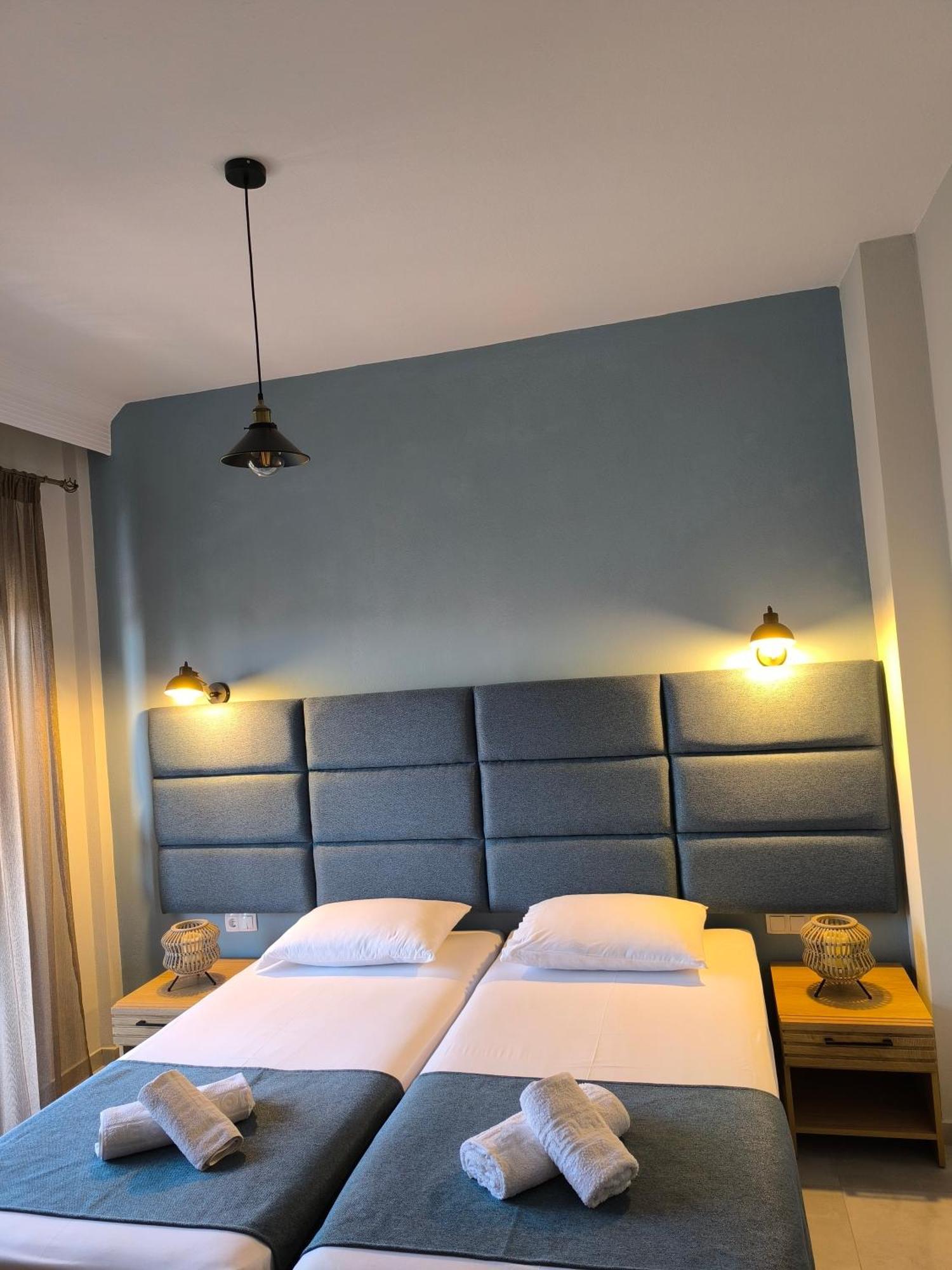 Maria Rooms To Let 오라누폴리 외부 사진